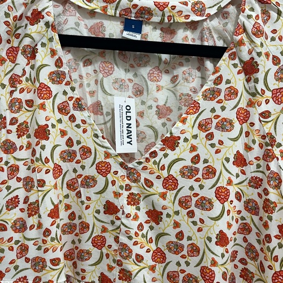 NWT size S - Picture 2 of 2